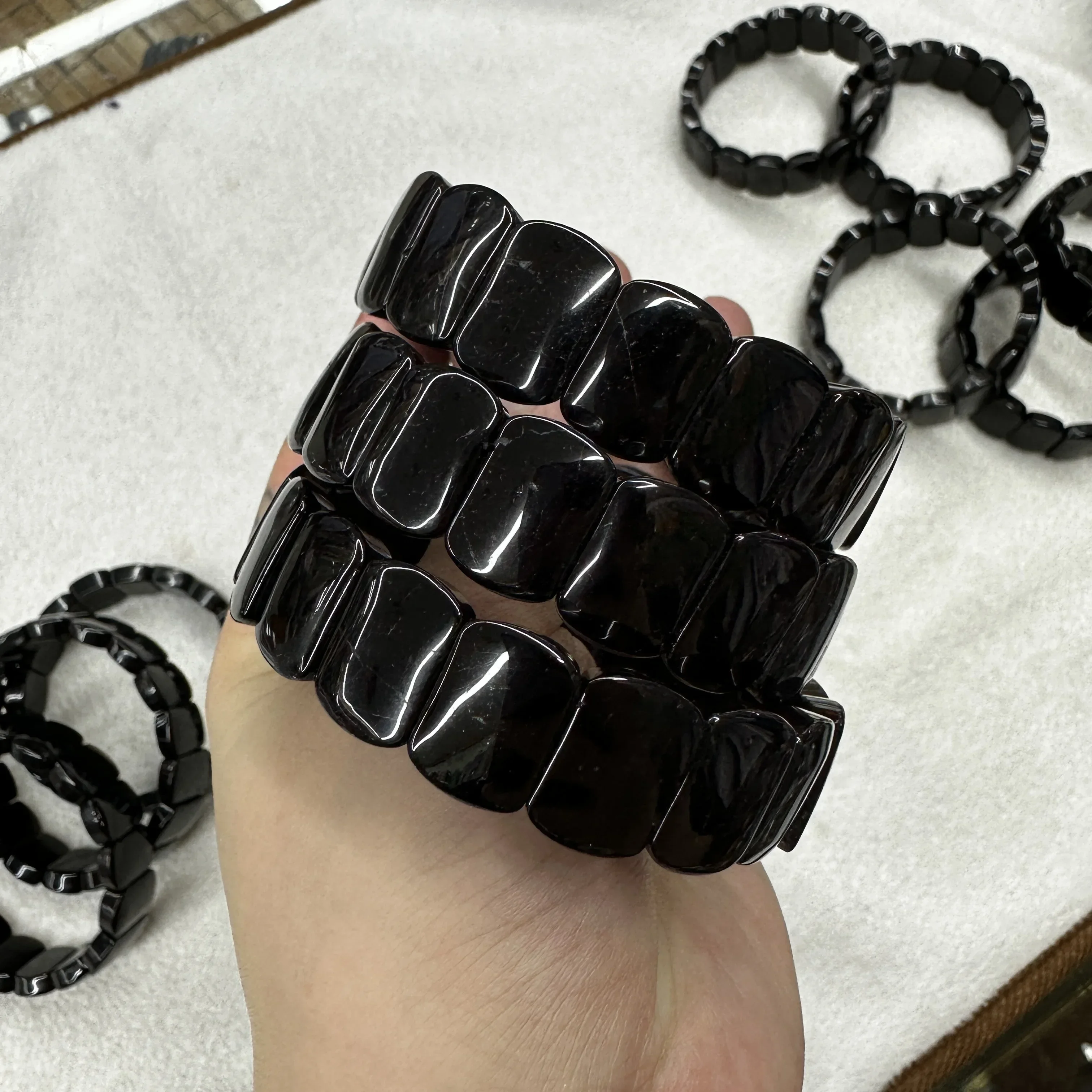 

Качественный браслет из черного турмалина с бусинами, браслет из натурального энергетического камня, женский браслет с драгоценными камнями для подарка, оптовая продажа!