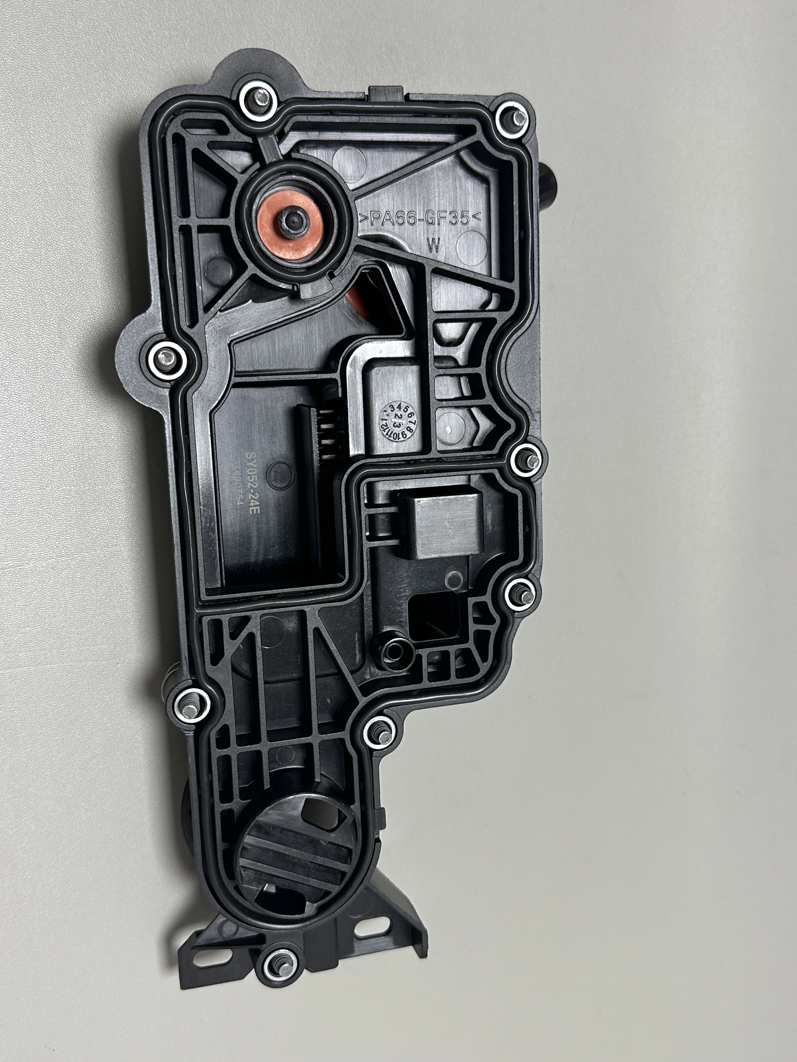 31480754 Exhaust valve Crankcase ventilated oil cover Valve