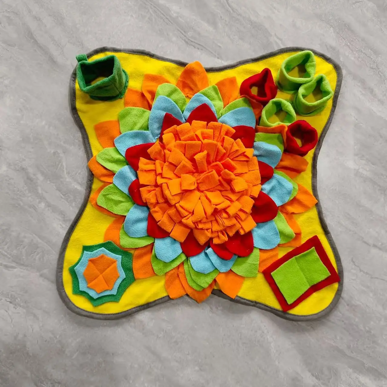 Pet Sniffing Training Mat 5