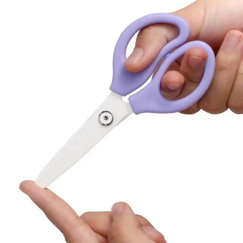 

Baby Food Ceramic Scissors Portable Safe Healthy Feeding Aid Scissors With Protective Blade Cover Baby Daily Supplies