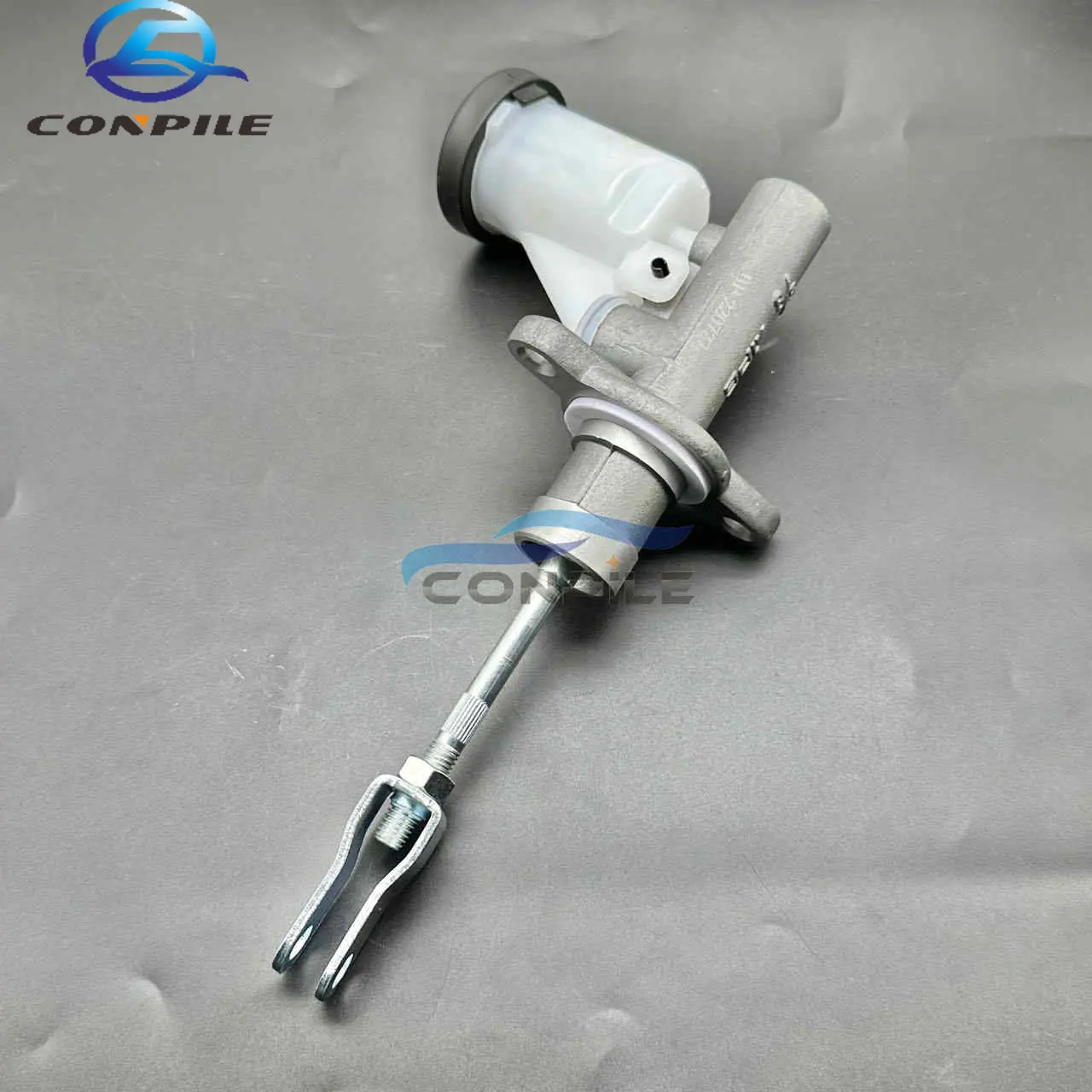 forNissanRuiqipickupOdinQD32QD80ZD25ZD22clutchmastercylinder.jpg