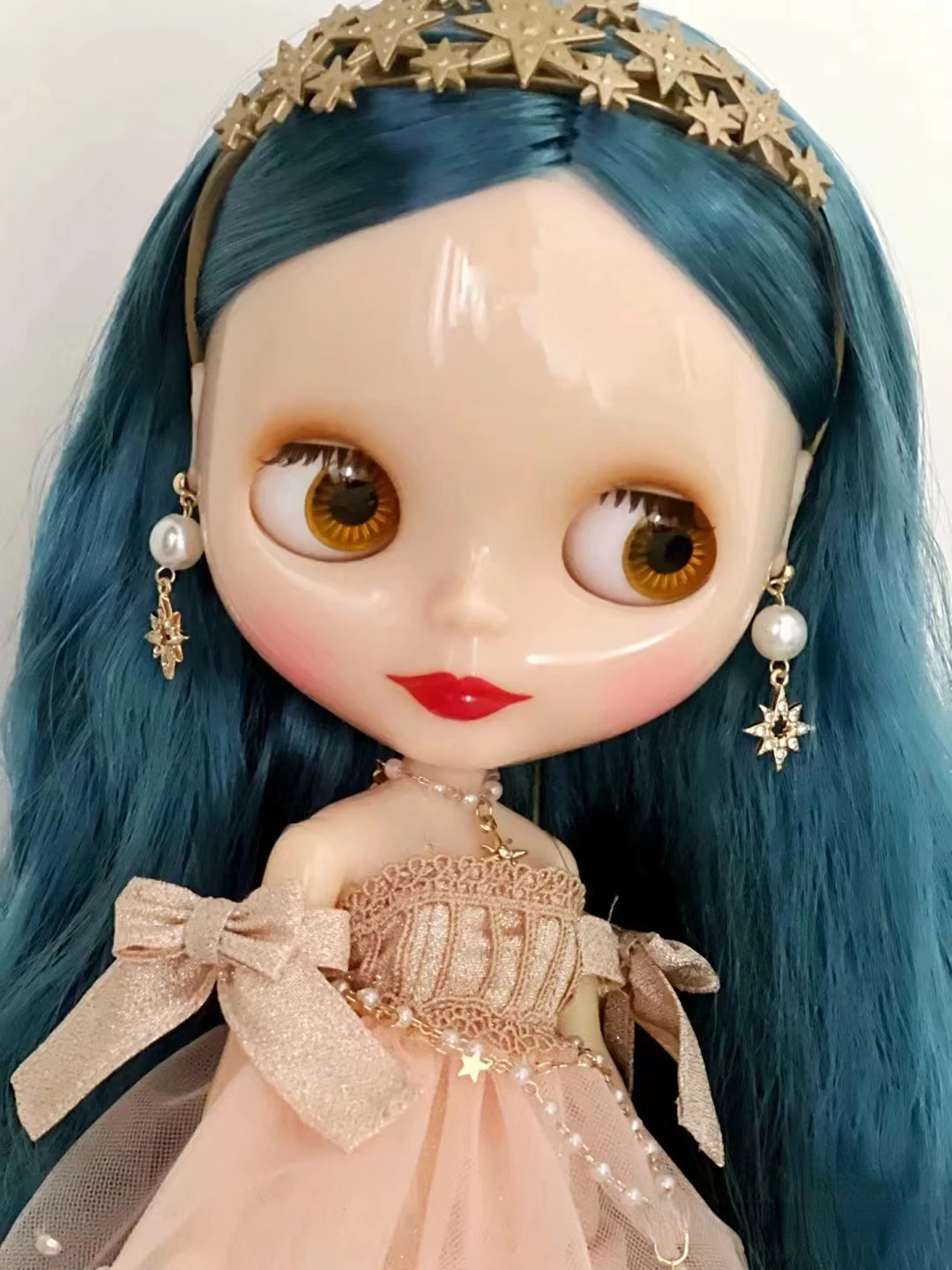 Рисунок 5 - Кукла нео блайз, Джуно Эстелла,