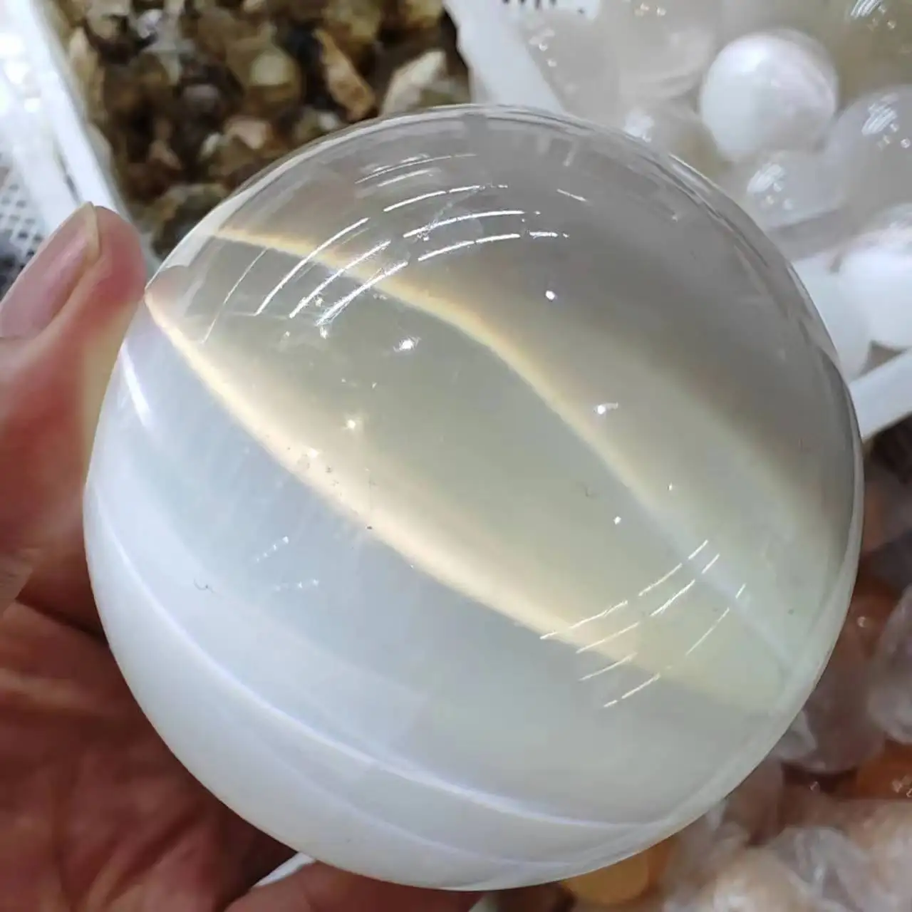 Natural White Selenite Sphere Crystal Healing Gypsum Ball Mineral Ornaments Raw Stone Crafts Home Decor 3