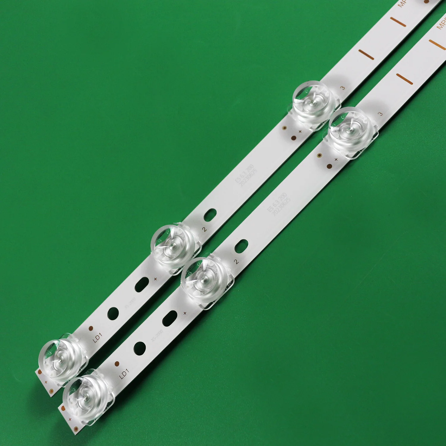 Tira de Retroiluminação Led para Tcl Lâmpada 15 55p715 55d8 0155v8-d15191221v4 4c-lb5515-pf02j - Imagem 4