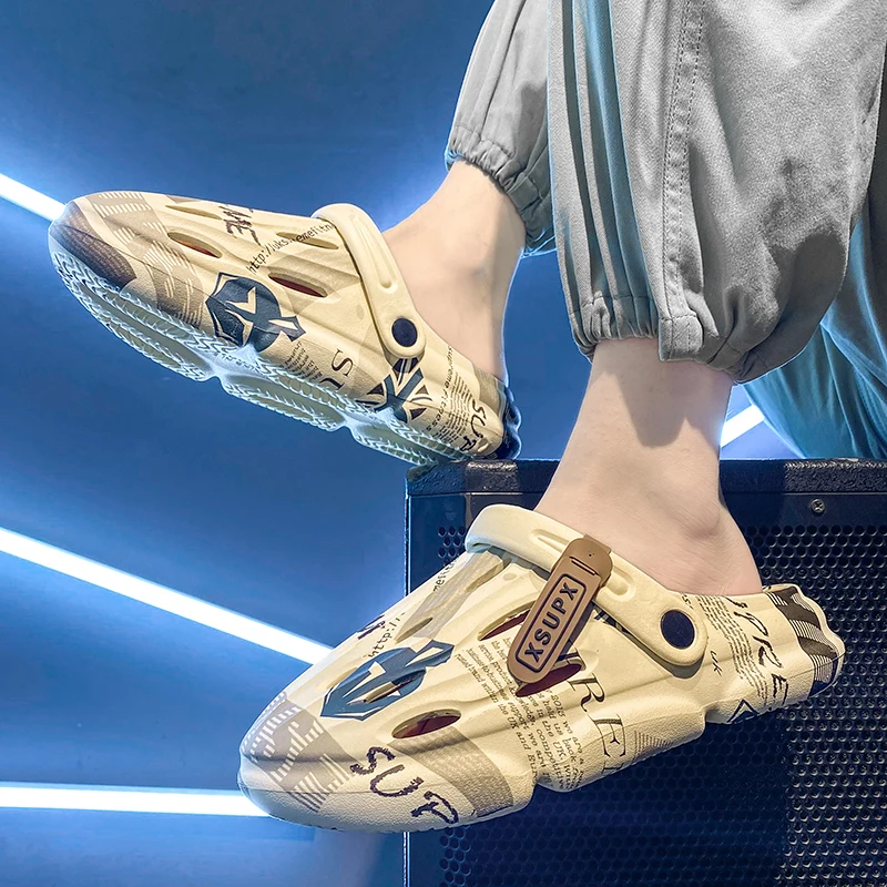 

Men Summer Slippers Casual Sneakers Thick Sole Garden Clogs Super Light Injection EVA Men Shoes Outdoor Big Size Beach Slippers