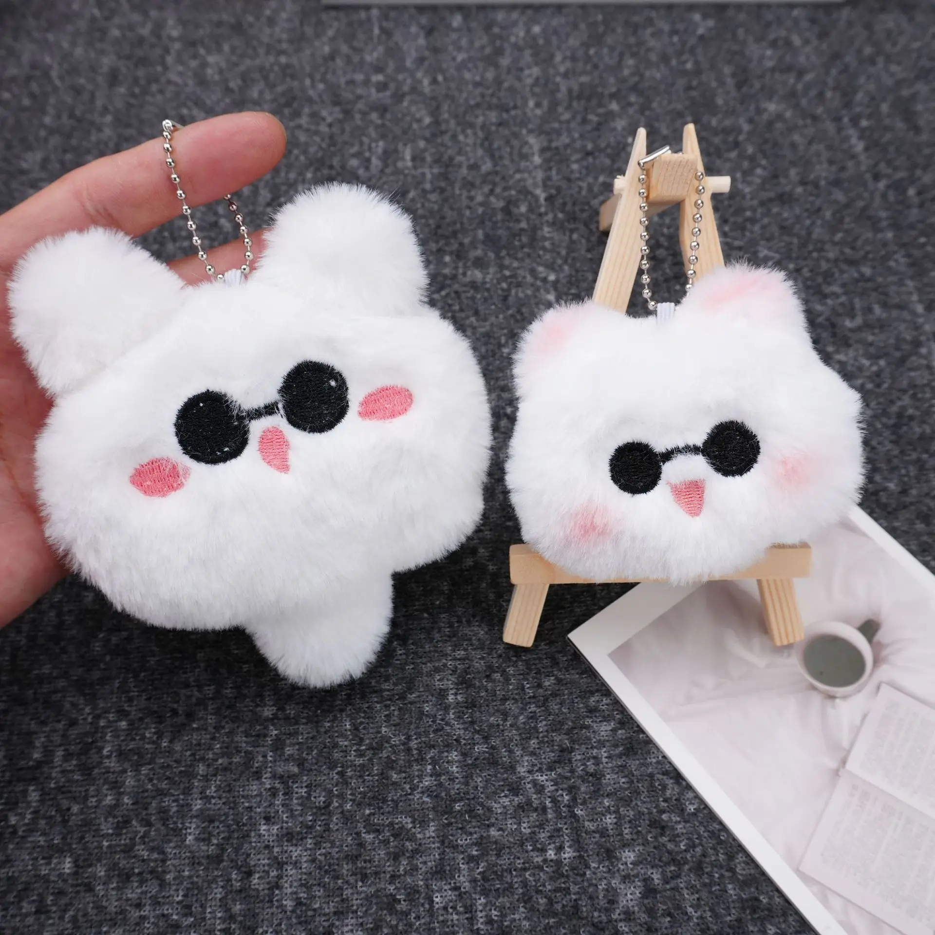 Plush keychain Anime JK Gojo Satoru Plush Keychain Cosplay White Cat Cosplay Gojo Pendants Backpack Key Ring Halloween Party Decoration