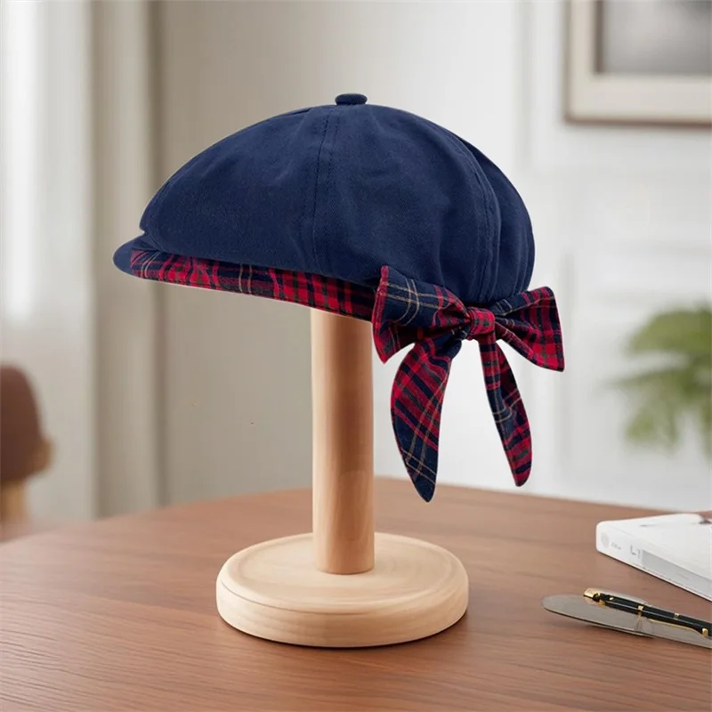 Elegant Plaid Beret Hat with Bow Detail and Short Brim Vintage Style Painter s Cap for Women