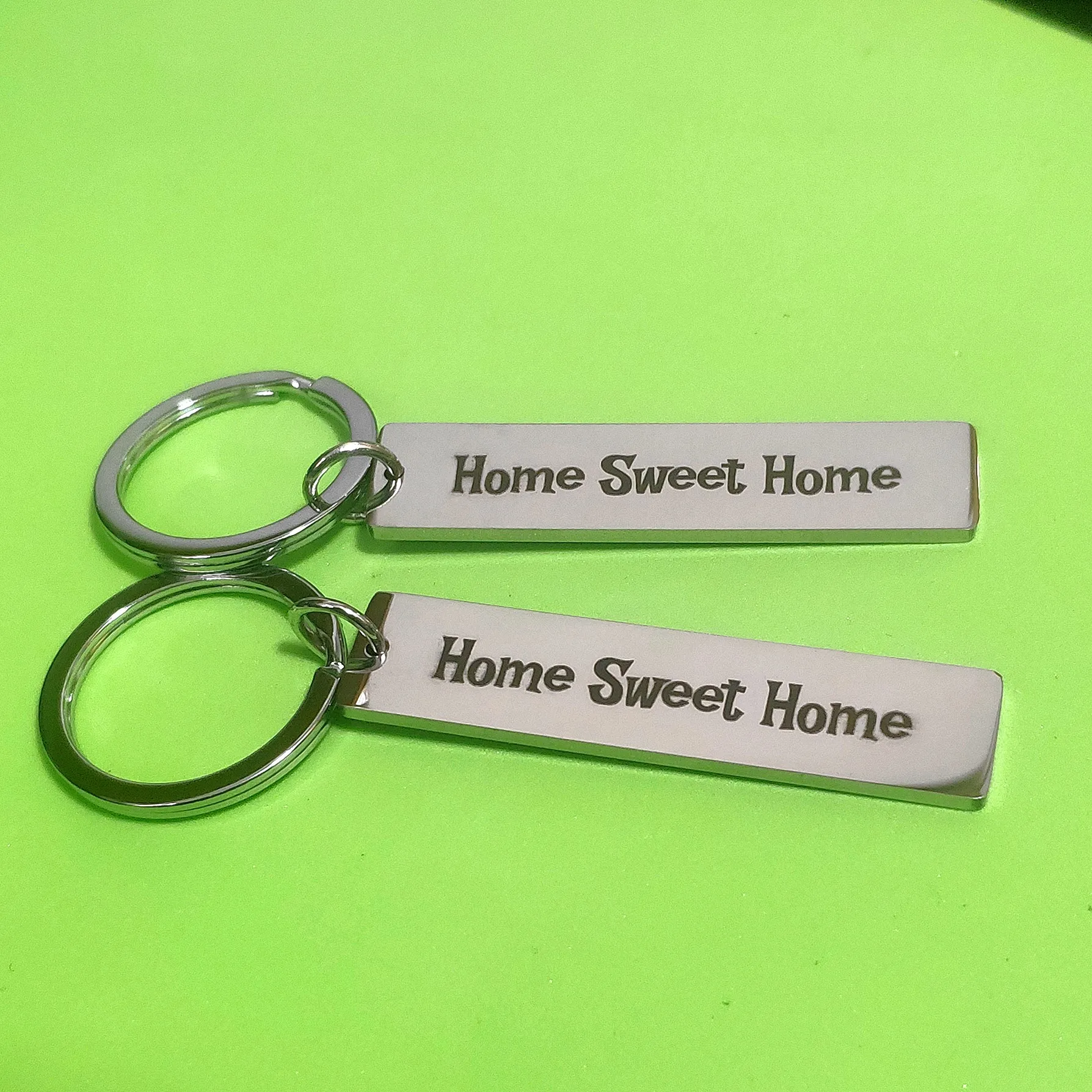 

Женский держатель для ключей на День святого Валентина, держатель для ключей из нержавеющей стали с именной табличкой, милый домашний брелок для новоселья, Свадебный карабин