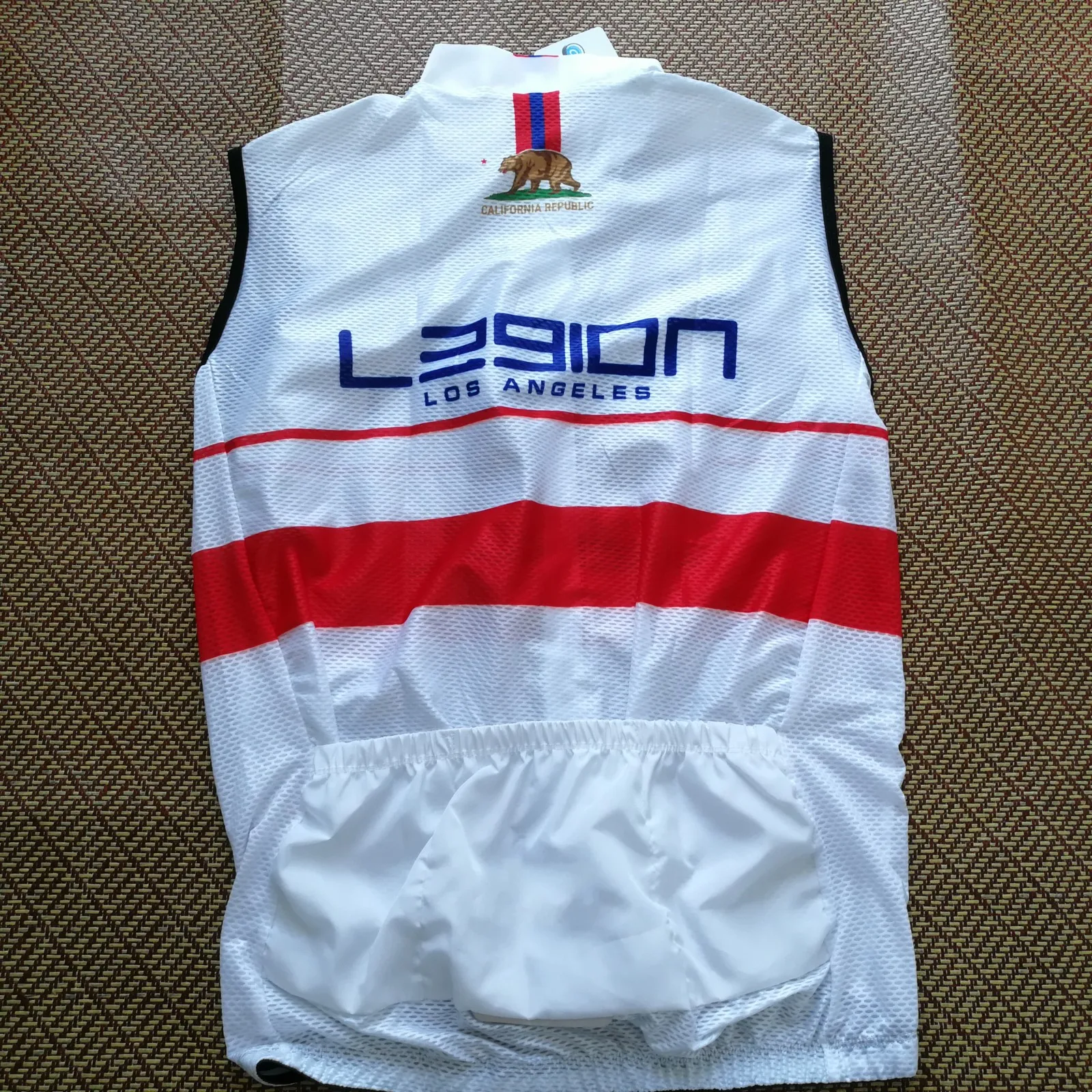 Team L39ION California White Cycling Windvest Bike Wind Vest Summer Wind Gilet Duick-Dry Cloth Ropa Ciclismo 2