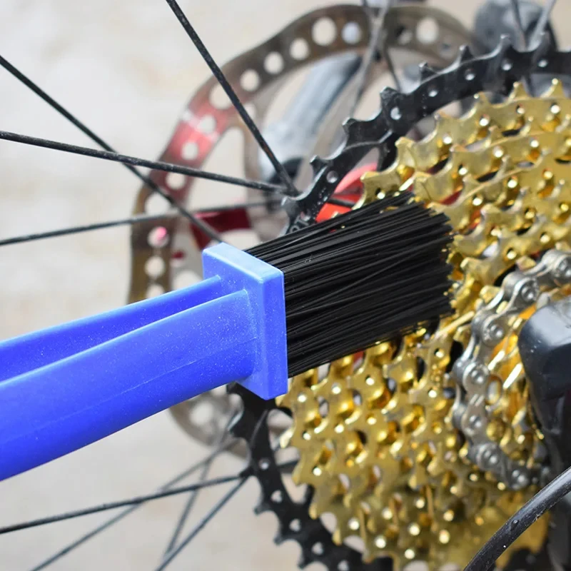 Description Picture 4 of itemNew Cycling Motorcycle Bicycle Chain Clean Brush Gear Grunge Brush Bike Moto Brush Clean Chain Cleaner Outdoor Scrubber Tool