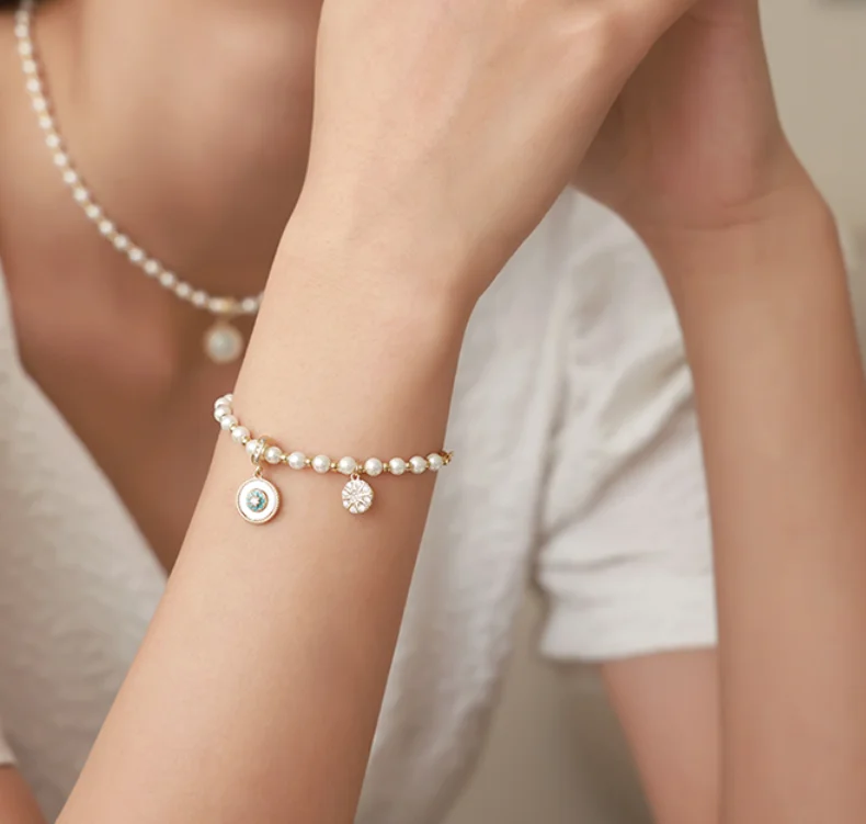 

2022 new Copper gold plated zircon shell pearl adjustable pull-out Bracelets for women Fashion Jewelry