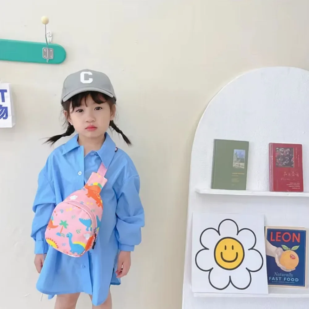 Kids Cute Cartoon Sling Bag, Nylon/Oxford Crossbody Bag for Boys & Girls, Small Shoulder Coin Purse, Fashionable Design