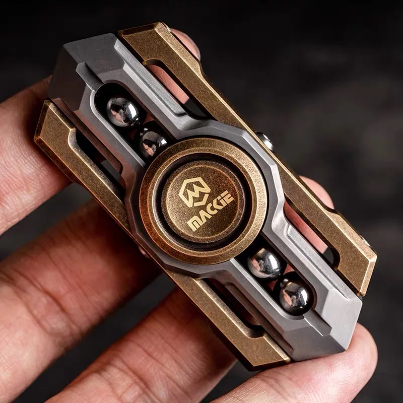 

McKee Panzer Knight Two-Leaf Fidget Spinning Metal Decompression EDC Small Toy