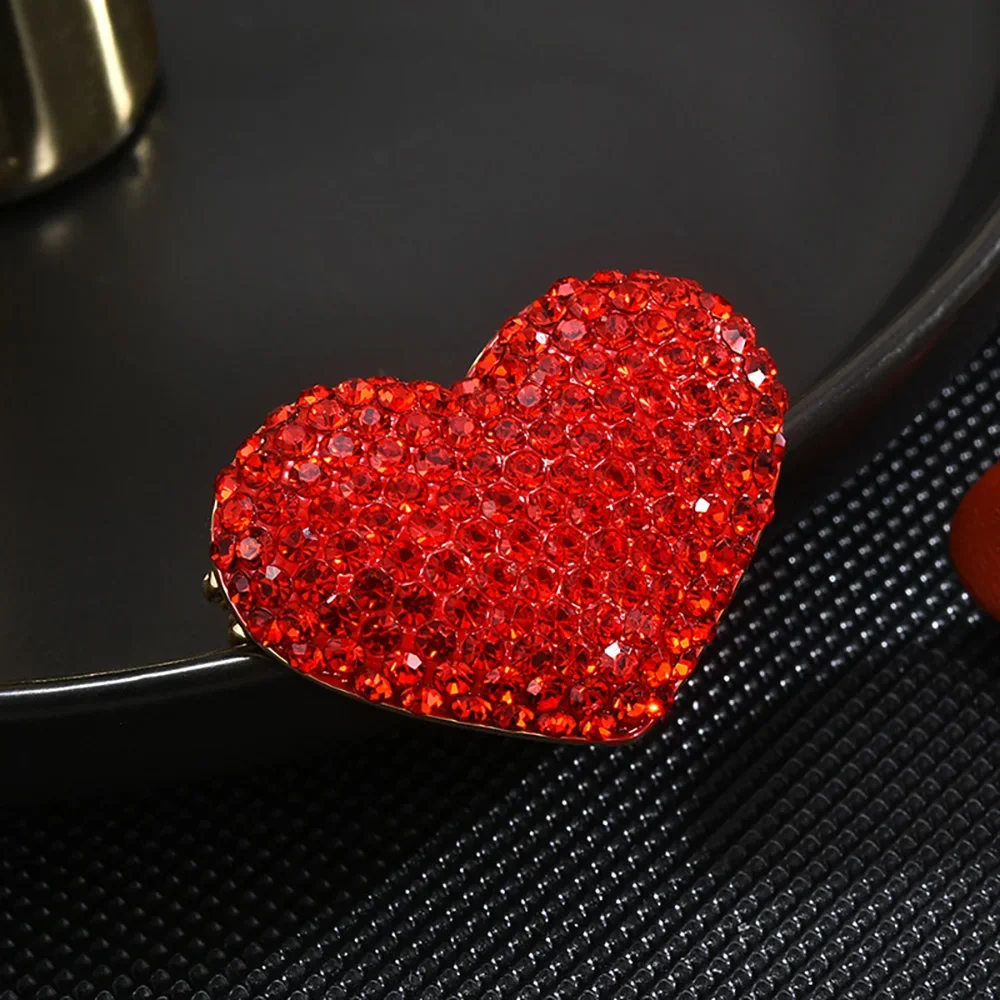 

Red Color Rhinestone Heart Brooches for Women Delicate Cooper Corsage Pin Ladies Holiday Gifts Dress Accessories Classic Jewelry