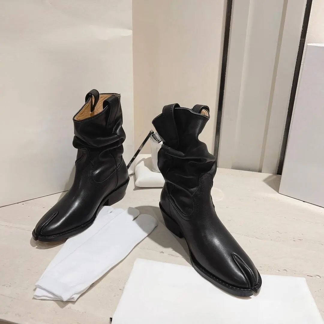 

2023 New ferrous Tabi Boots Split Toe Chunky High Heel Women Boots Leather Cowboy Boot Fashion Autumn Women Shoes Botas Mujer