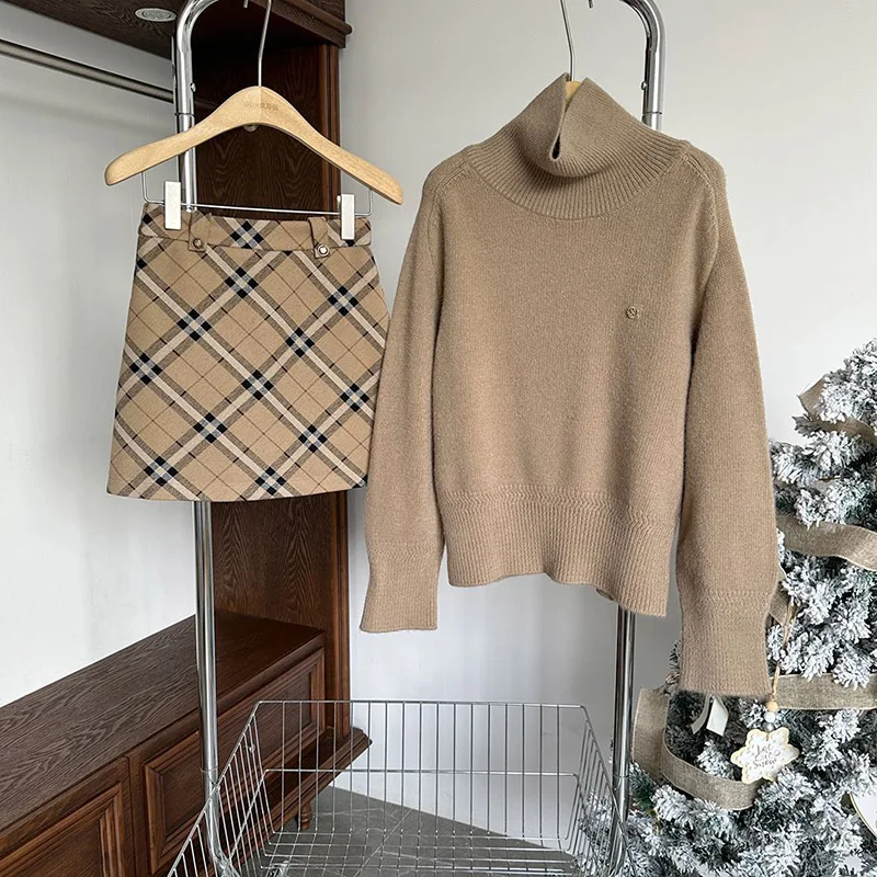 Sommerliche, schicke, karierte Designer-Röcke mit hoher Taille für Damen, schmal geschnittene, dünne Röcke, klassische koreanische A-Linien-Röcke für Mädchen