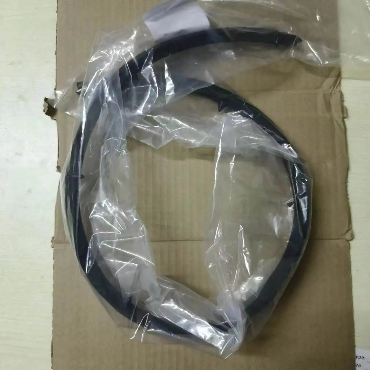 Front Weatherstrip Hood Rubber For Mitsubishi Lancer CJ 2007-2012 OE 5902A097 door seal strip