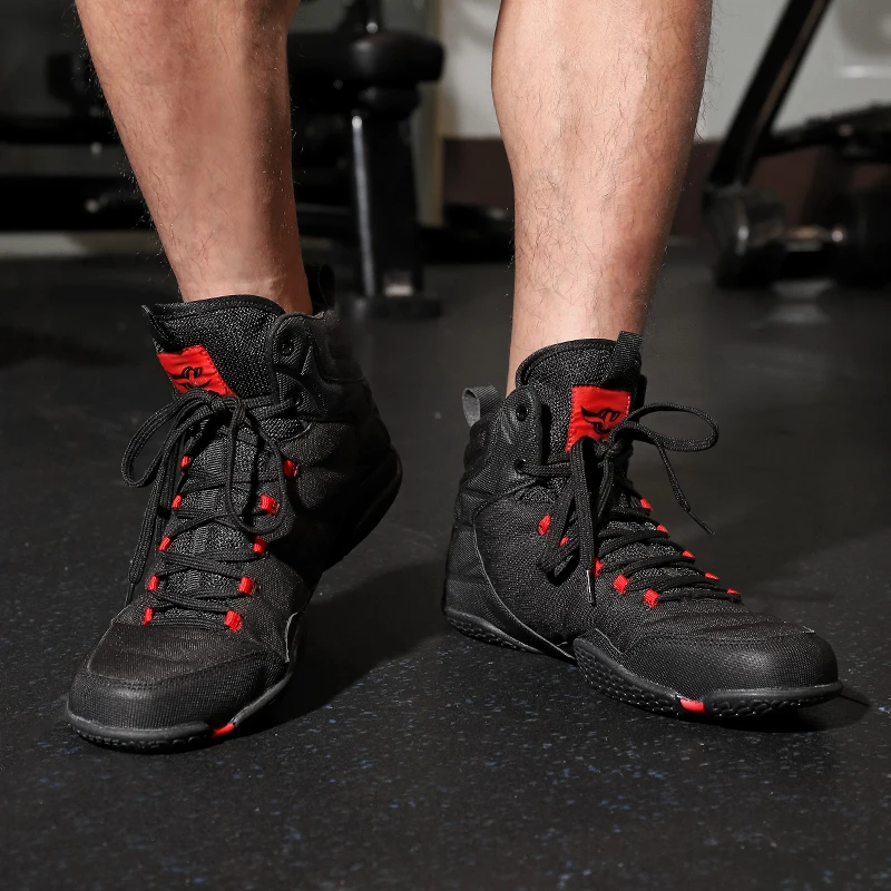 Unisex Professional Wrestling Boots Boxing Shoes Men's Women's Wearable Fighting Shoes Couple Wearable Comfortable Sneakers