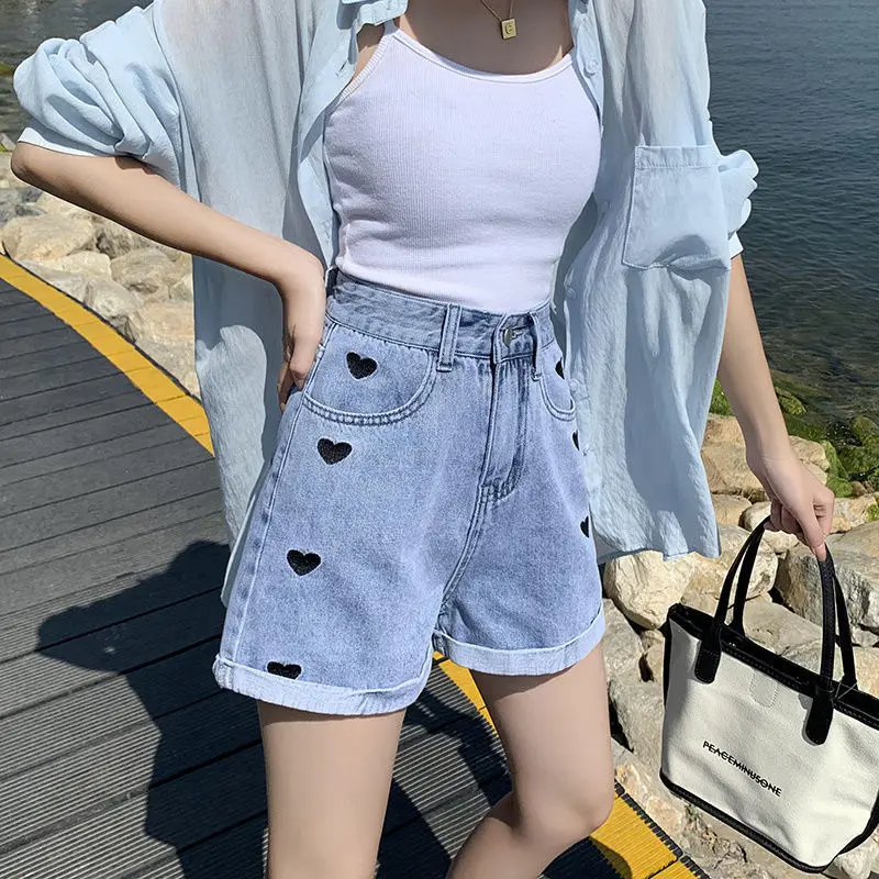 Embroidered Denim Shorts for Women's Summer 2024 New Light Colored High Waisted Slimming A-line Rolled Edge Wide Leg Hot Pants