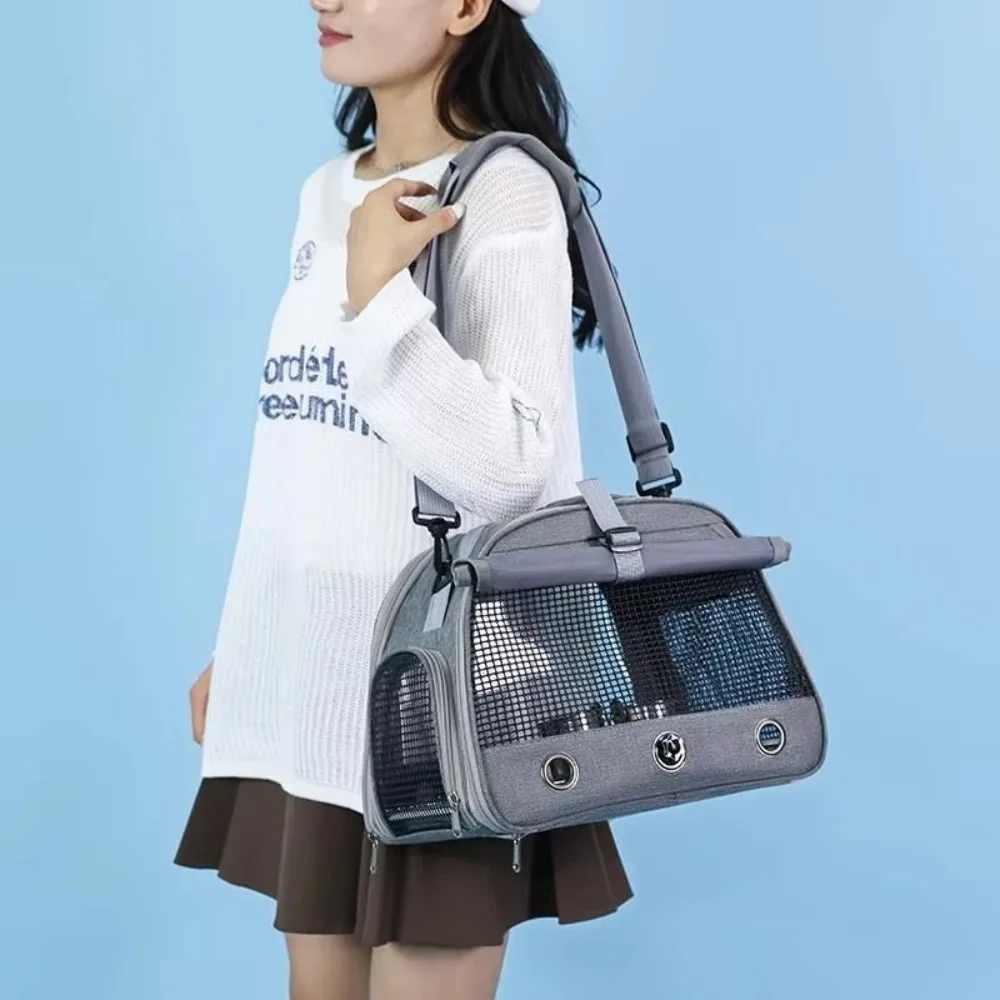 Breathable Portable Parrot Travel Bag Comfortable with Tray Parrot Carrier Bag Large Capacity Bird Backpack Pet Supplies