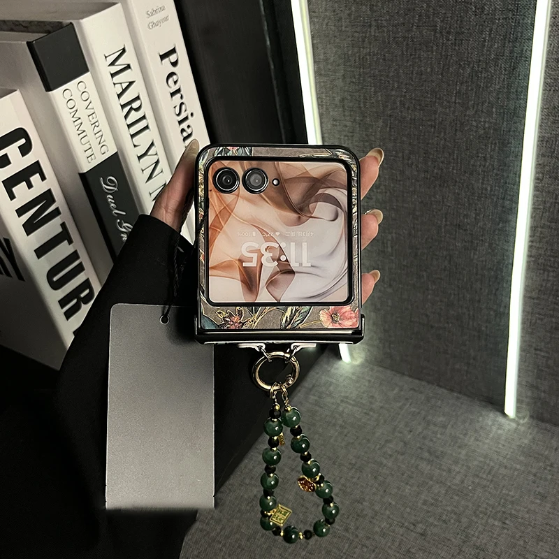 Korean Luxury Retro Floral Jade Beads Bracelet Phone Case - Ultra Protection Back Cover
