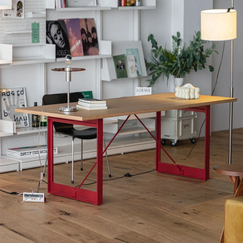 

Home office desk, computer , home guest , luxurious and luxurious feeling