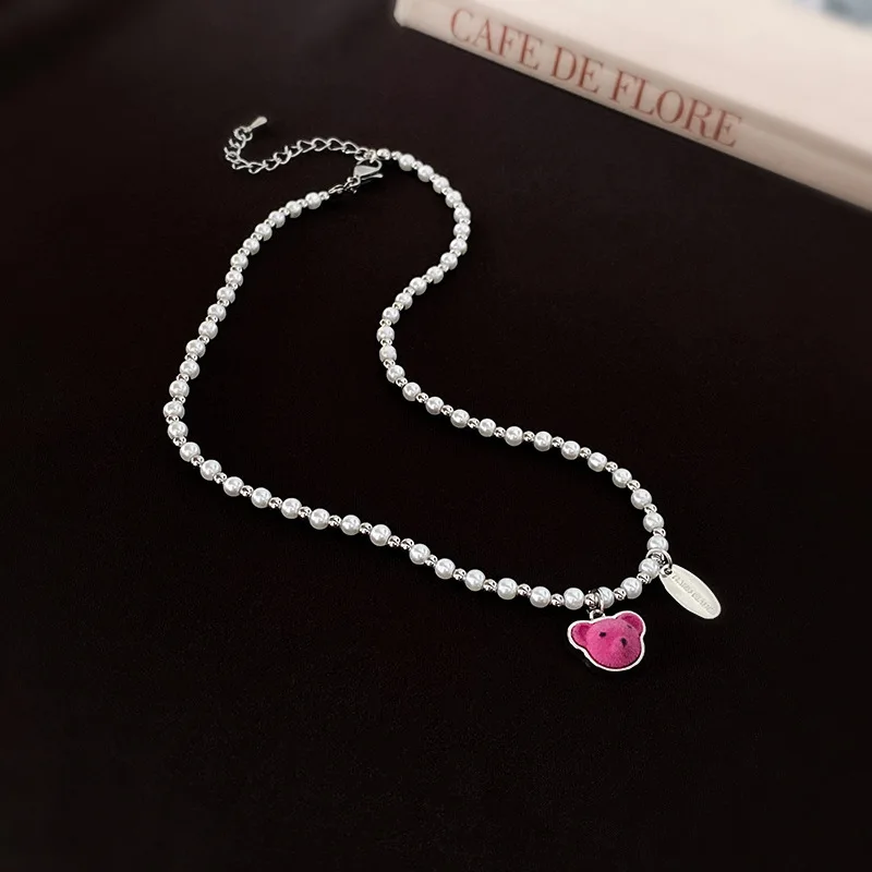 

Bear Letter round Brand Pearl Choker Necklace Girl Clavicle Chain Necklace