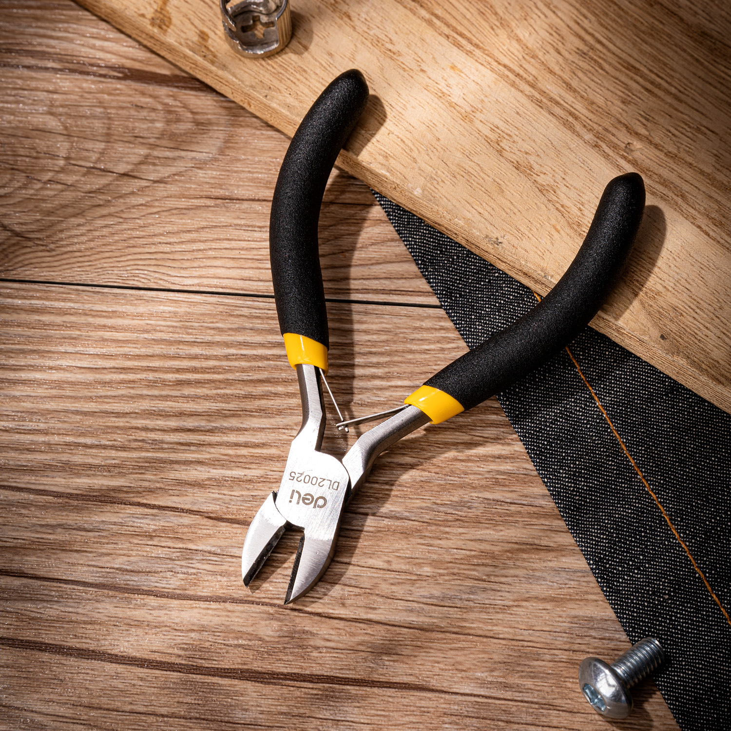  DeLi 5 Inches Universal Wire Cutter Mini Diagonal Pliers Multifunctional Hardware Hand Tools Electrician 