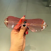 Lunettes de soleil de luxe y2k sans monture pour femmes, avec lettres en strass, de marque de styliste, pour l'extérieur, UV400 4