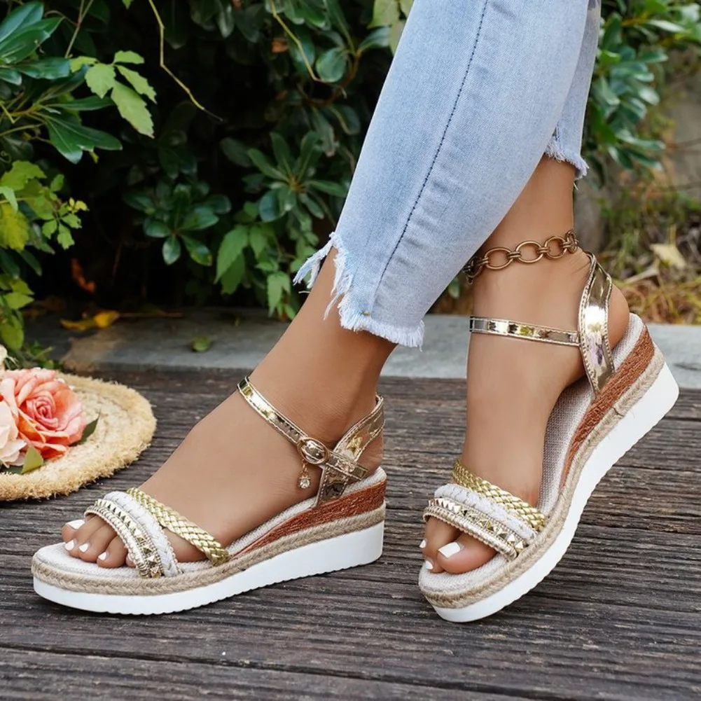 Plus Size Fashion Rivet Decor Wedge Sandals Women Gold Ankle Strap Platform Sandals for Woman Summer Thick Sole Roman Sandalias