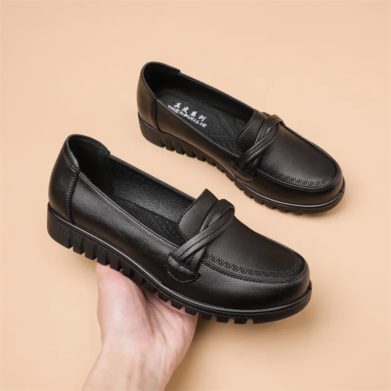 2023 Fashion Women Shoes Genuine Leather Loafers Women Casual Shoes Soft Comfortable Shoes Women Nurse Work Shoes