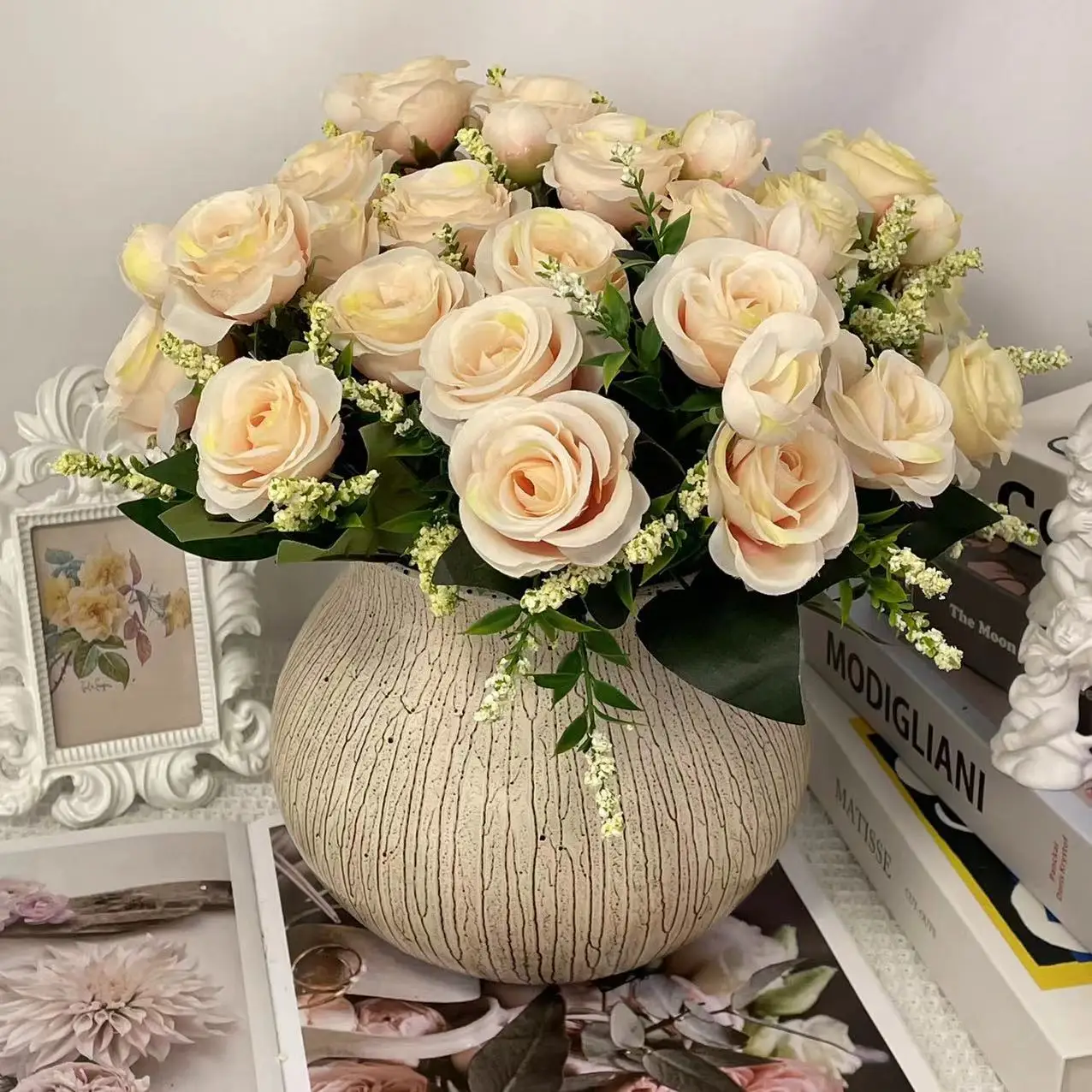 

Из искусственных цветов, для невесты Свадебный букет подружки невесты, шелковая лента, розы, искусственные цветы, букет невесты, свадебные сувениры