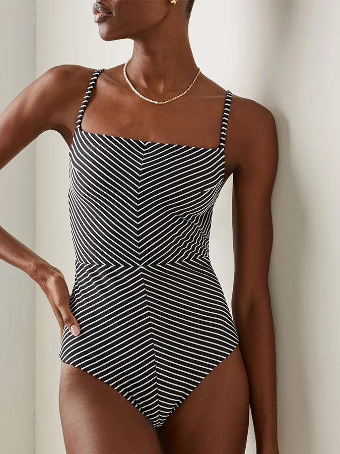 

2023 Women's New Black and White Striped Skinny Bandeau Back Hollow Out Sexy Fashion Swimwear Bikini and Tie Cover Up