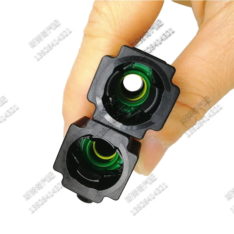 Fuel Line Connector 7.89mm ID8 Auto Fuel Line Quick Connector 180 Degree 5/16 Fuel Pipe Fittings Female Gasoline Connector 2 pcs One Lot