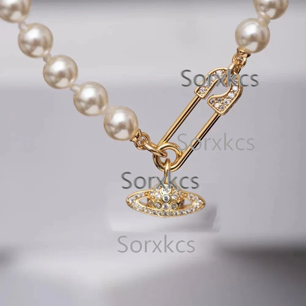 

2023 New European American Punk Full Diamond Pin Pearl Necklace Personality Planet Pendant Necklace for Women's Fashion Jewelry