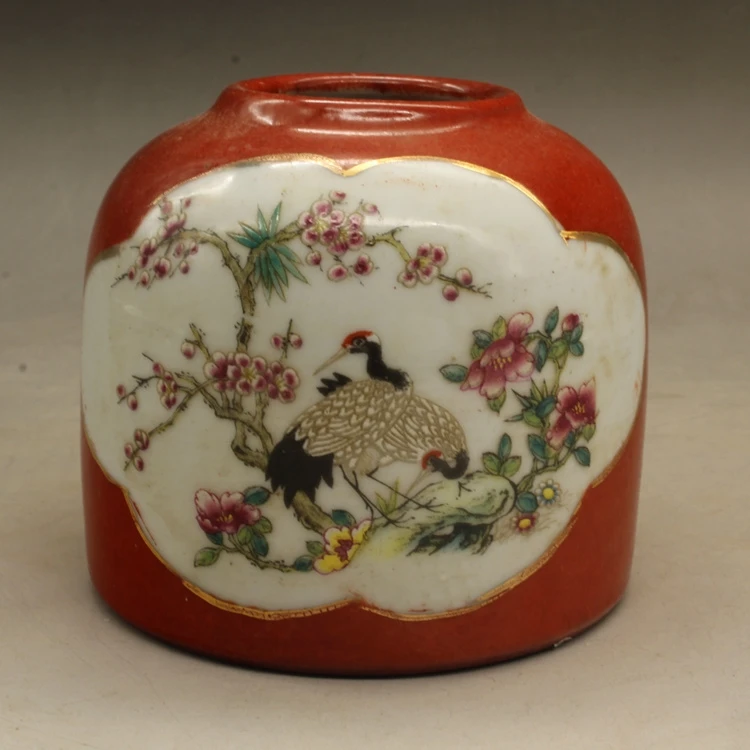 

Famille Rose Flower and Bird Washed Antique Antique Porcelain Distressed Ornaments Collection