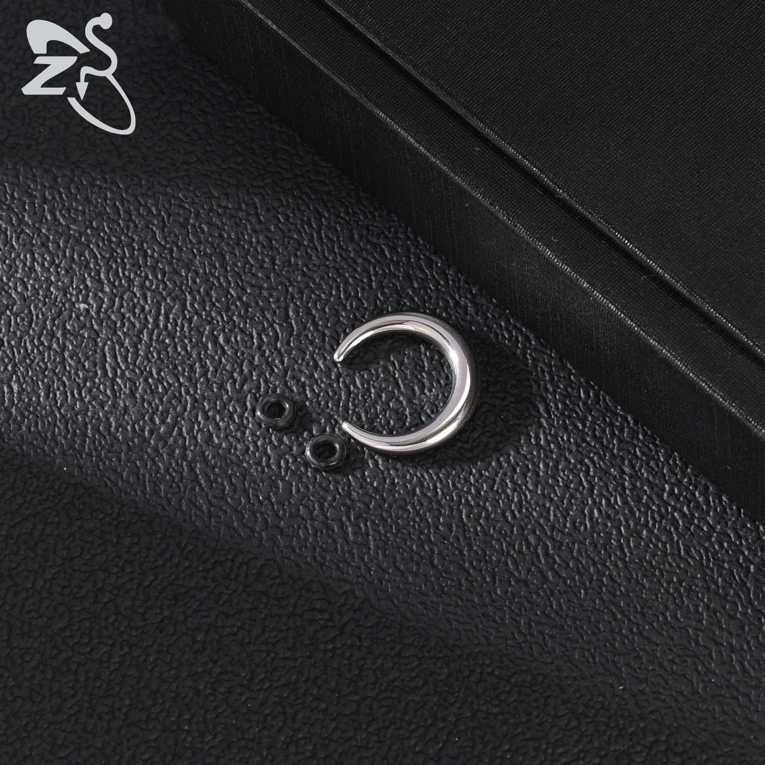 Nose Rings ZS C Shape alo Horn Nose Piercing Stainless Steel Pincher Septum Ring Punk Rock Stretcher Expander 8/10/11/12mm 1PC 2G/4G/6G