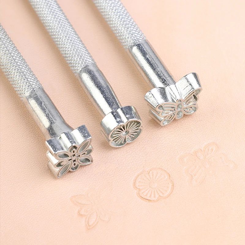 Leather Craft Stamps Leather Letter Punch 1PCS Leather Printing Tool Alloy Saddle Making Carving Handmade Leatherwear Craft DIY Punch Stamps Metal Leather Stamping Saddle