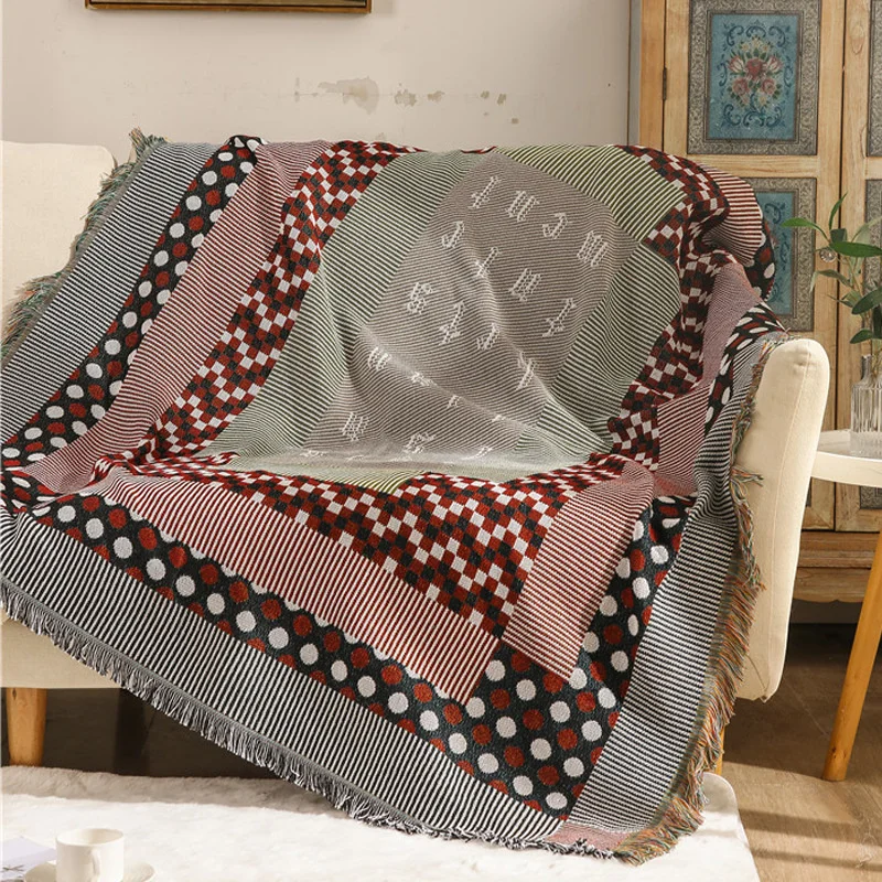 

Camping blanket camping line blanket Sofa blanket outdoor camping blanket Nordic four season blanket universal sofa cover