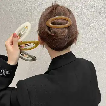 Korean Big Spring Hair Claw Clip – FK Wears by Fatima Kazmii