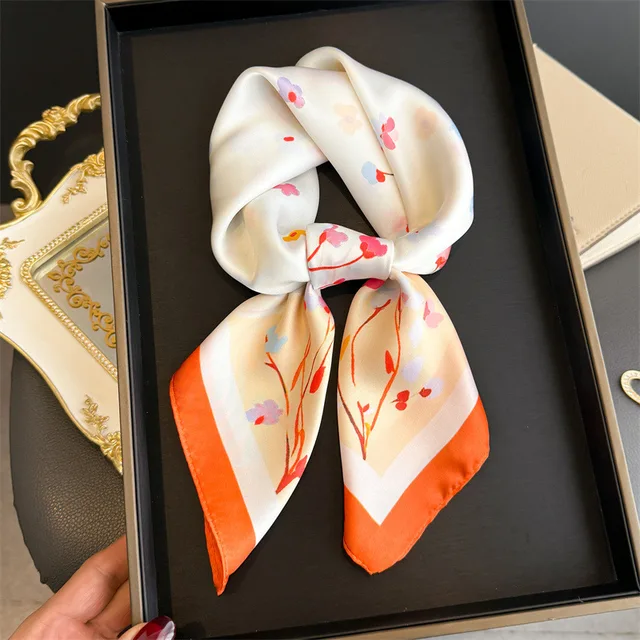 Foulard Collier Jardin Secret 2
