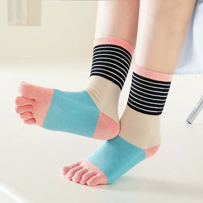 1 Paar Frauen Baumwolle Fünf-Finger-Socken bunte Streifen Split Toe Sports ocken Kawaii Harajuku High Tube Fünf-Zehen-Split-Toe-Socke – Detail 13
