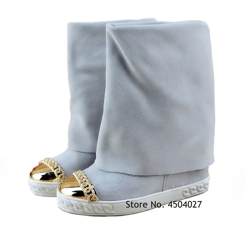 

Женские замшевые ботинки на платформе, с металлическим носком