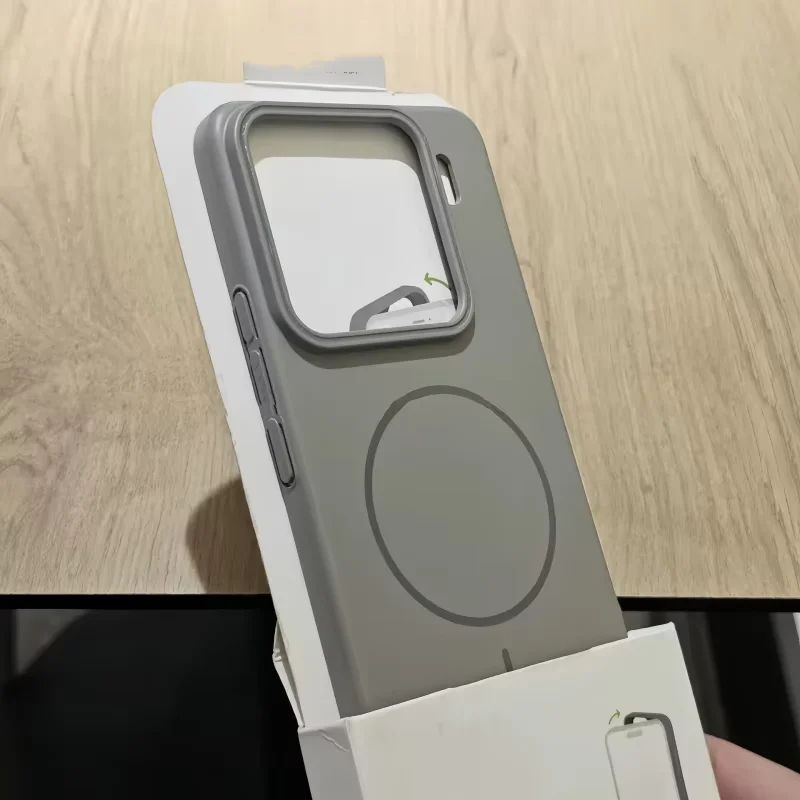 Enhanced Magnetic Protective Case - Frosted Colorful Hard PC Cover with Wireless Charging Capability