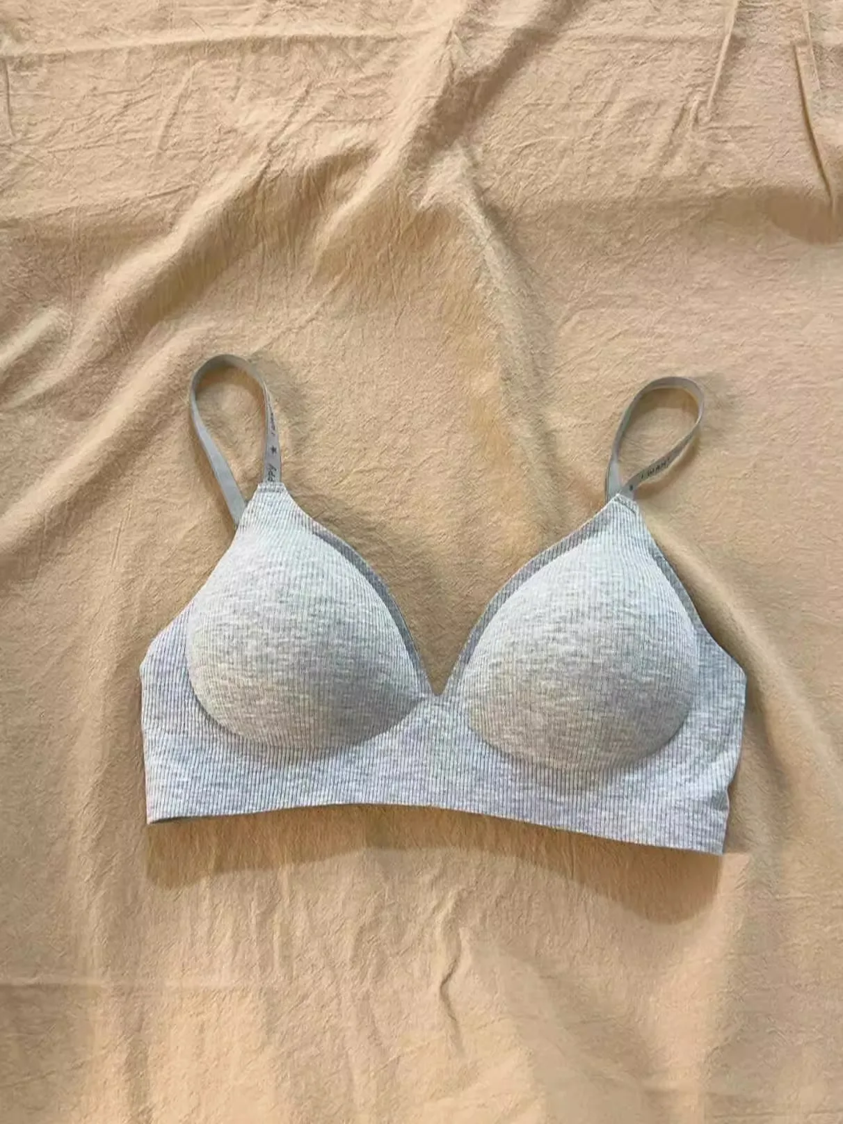 Women's Pu Bra Underwear Sl Thiened Anti Sagging V-Ne 3/4 Cup Gathered Fixed Strap Full Coverage
