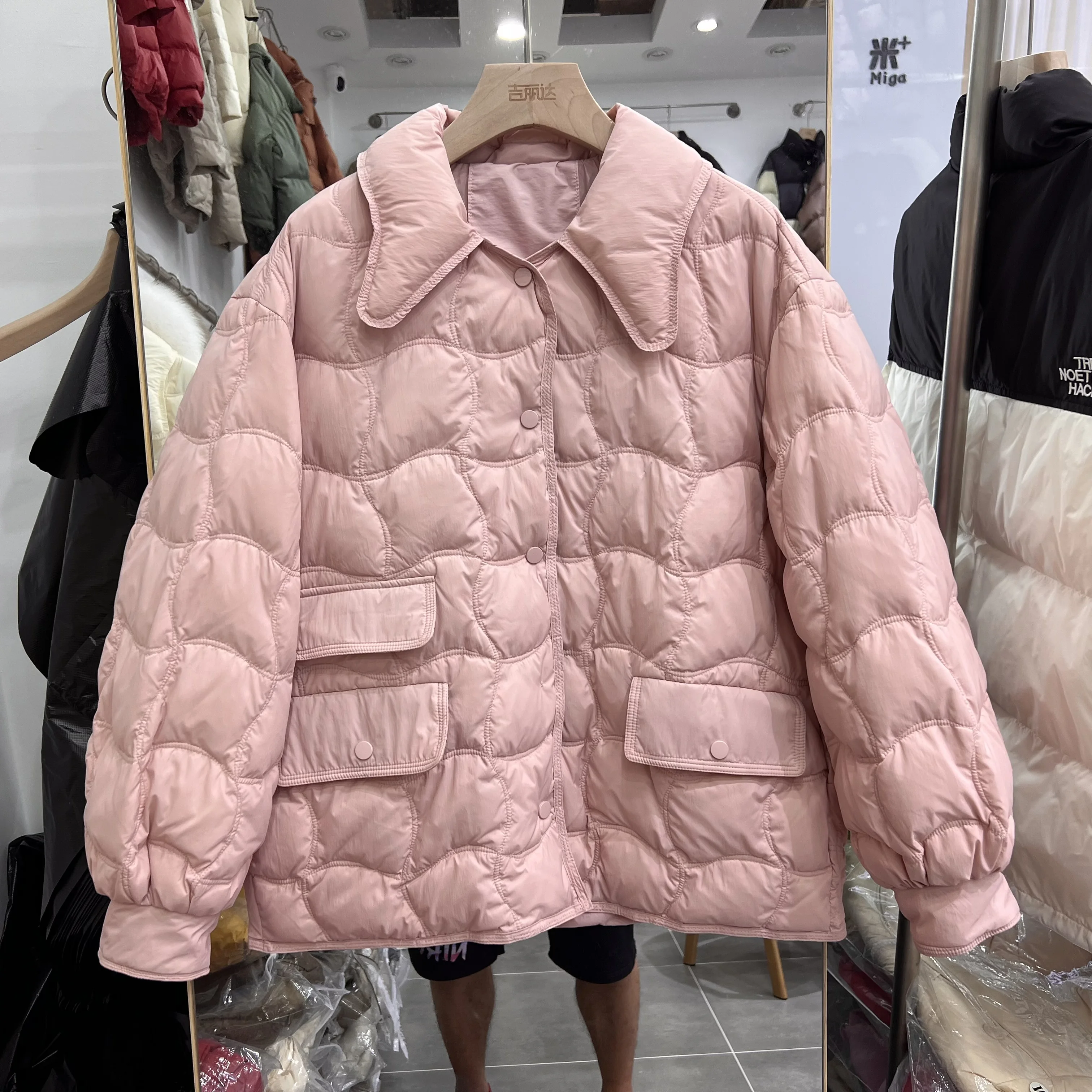 

2023 Winter New Down Coat Women's Shirt Collar Short Light Loose Casual Fashion Long Sleeve White Duck Down Jacket L516