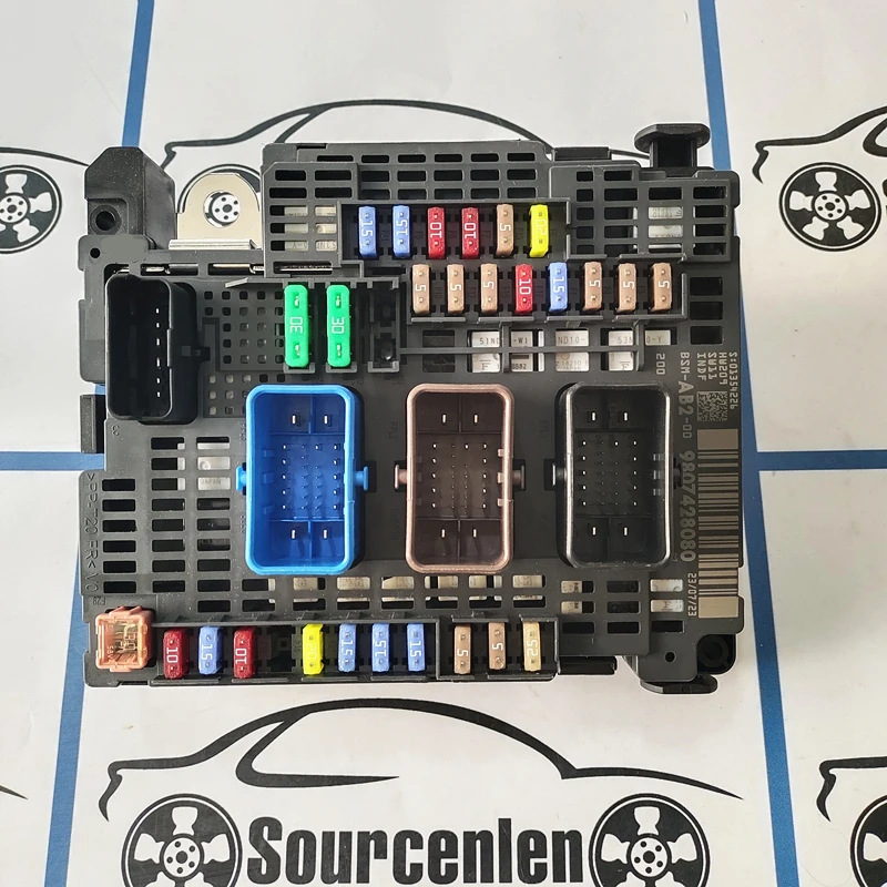 Brand New Genuine Fuse Box BSM Module BSM AB2 Z06-01 BSM-Z06
