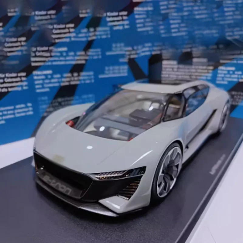 Autocult 1/18 アウディ PB18 e-tron AVENUE REVIEW: Avenue18 Audi PB18 e-tron Concept • DiecastSociety.com