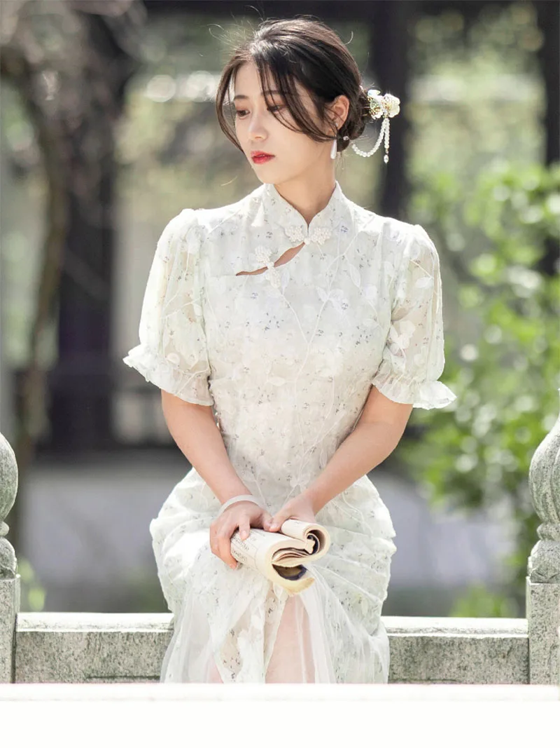 Рисунок 2 - Зеленое винтажное китайское традиционное платье-Ципао