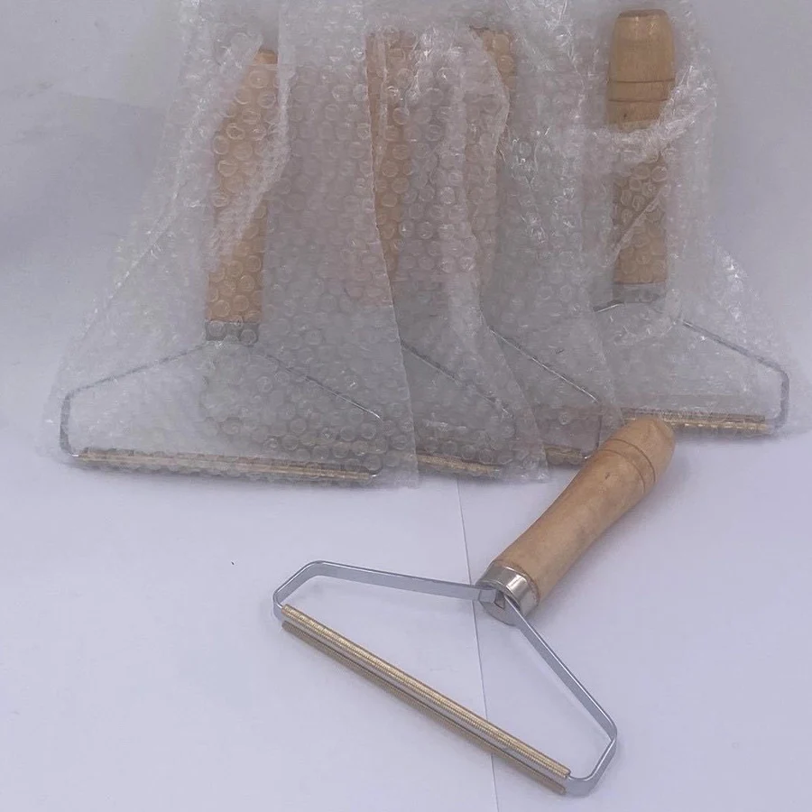 Coat Shaver Shaving Brush Hairny Brush Manual Hair Remover Trimmer Wooden Handle Dry Cleaning Shop Special